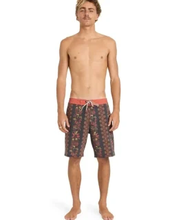 BILLABONG Sundays Lo Tide Boardshorts 18.5 in Black