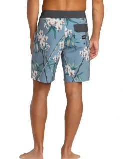Billabong Sundays Pro Boardshorts in Blue