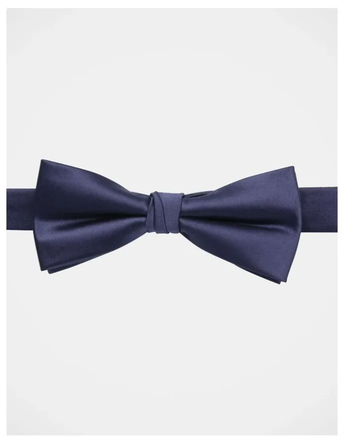 Blaq Solid Bow Tie in Navy
