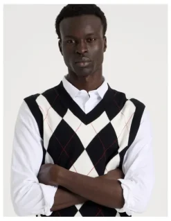 Blaq Argyle Vest in Black