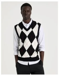 Blaq Argyle Vest in Black