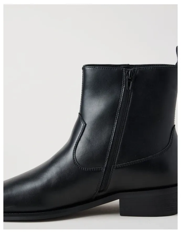 Blaq Jasper Cuban Heel Boot in Black