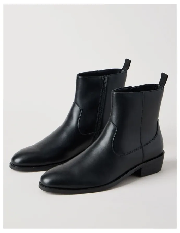 Blaq Jasper Cuban Heel Boot in Black