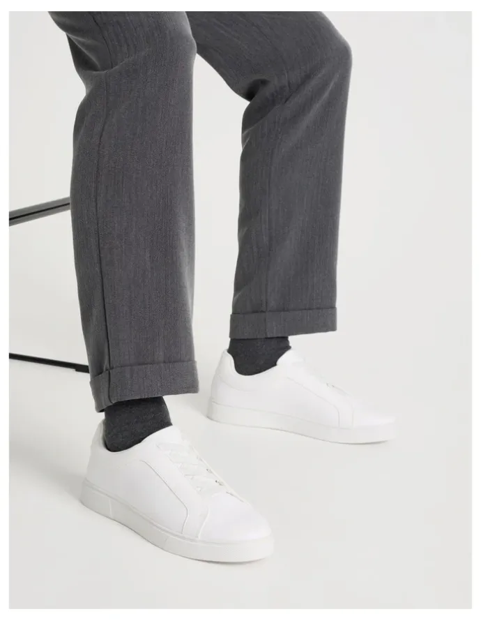 Blaq Knox Elastic Sneaker in White