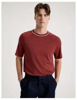 Blaq Mockneck Knit T-Shirt in Red