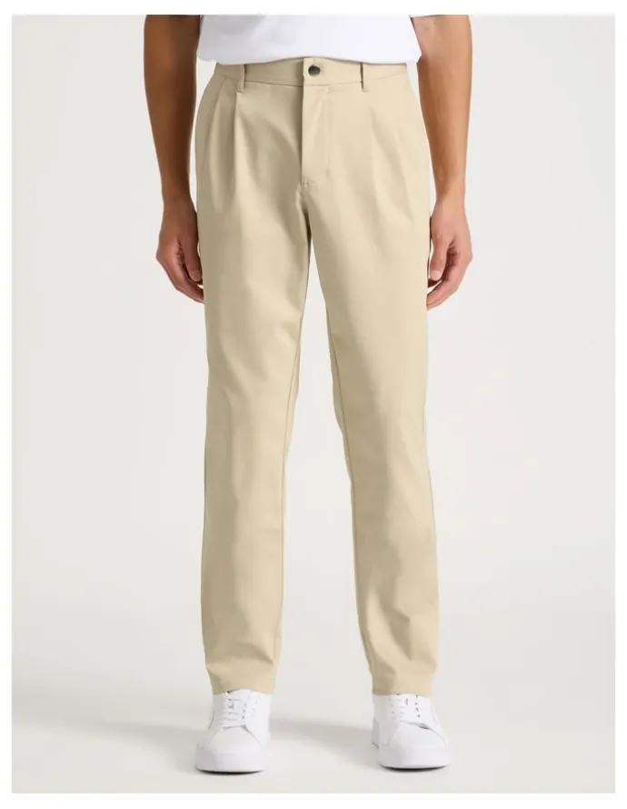 Blaq Pleated Relaxed Trouser in Beige
