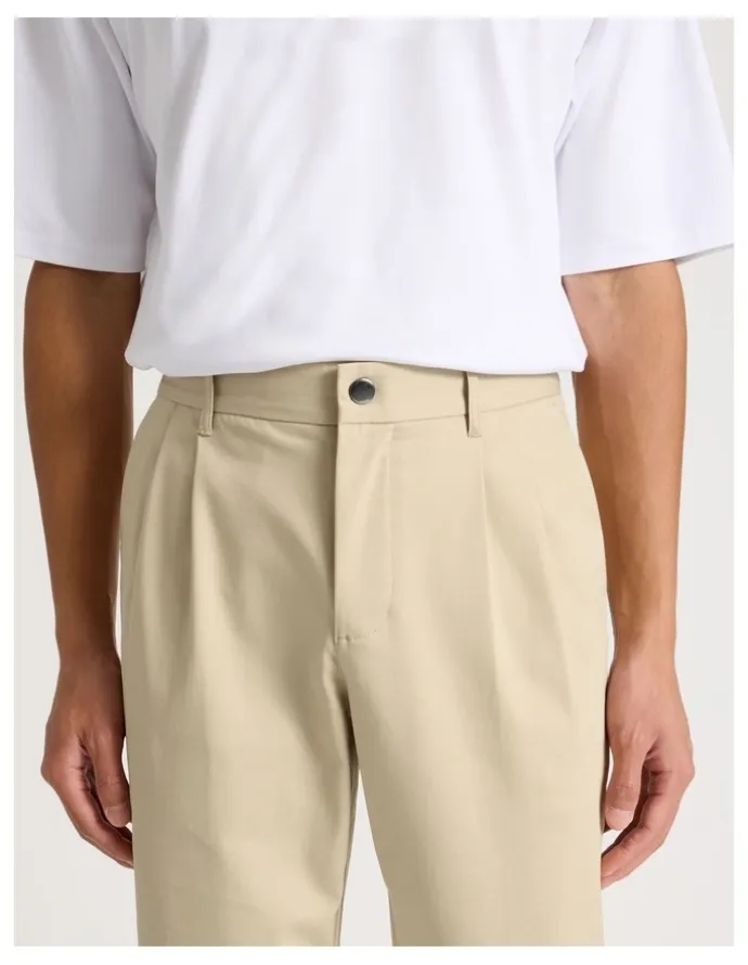 Blaq Pleated Relaxed Trouser in Beige