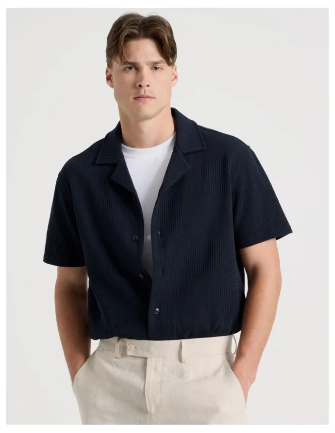 Blaq Relaxed Fit Textured Resort Collar Short Sleeve Shirt in Navy