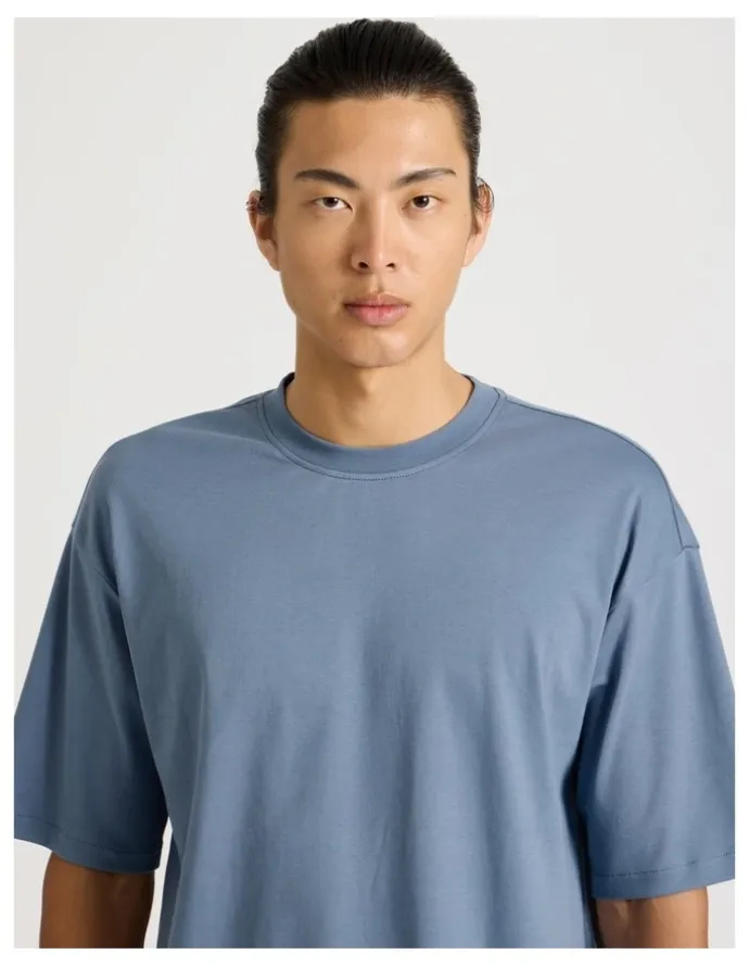 Blaq Relaxed Fit T-Shirt in Blue