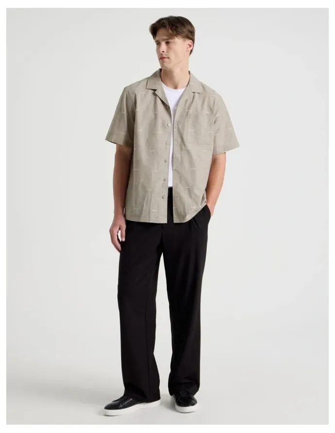 Blaq Short Sleeve Shirt in Taupe