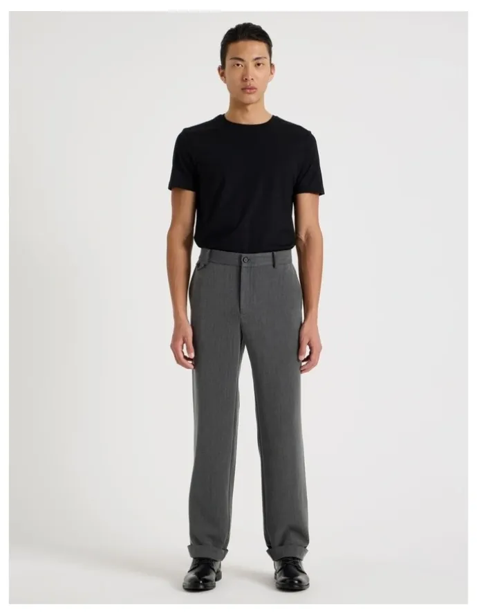 Blaq Tailored Herringbone Trousers in Grey