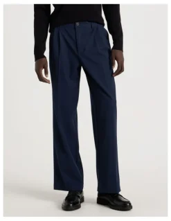 Blaq Wide Leg Pleated Pant in Navy