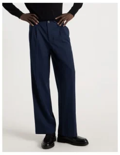 Blaq Wide Leg Pleated Pant in Navy
