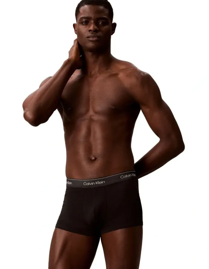 Calvin Klein Limited Edition Icon Cotton Shine Trunks 3 Pack in Black