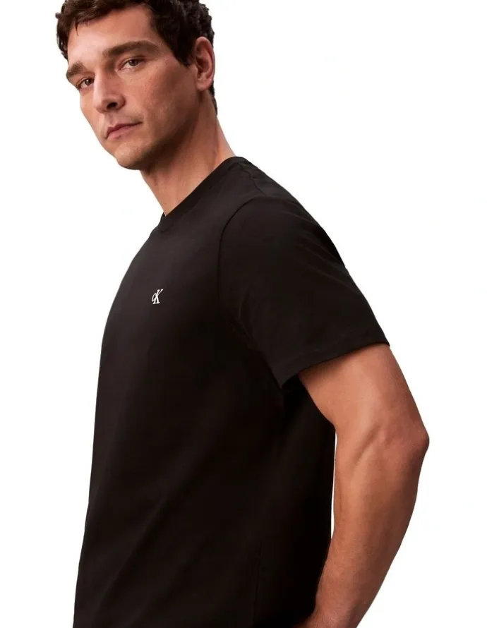 Calvin Klein Jeans Short Sleeve Monogram Easy Tee in Black