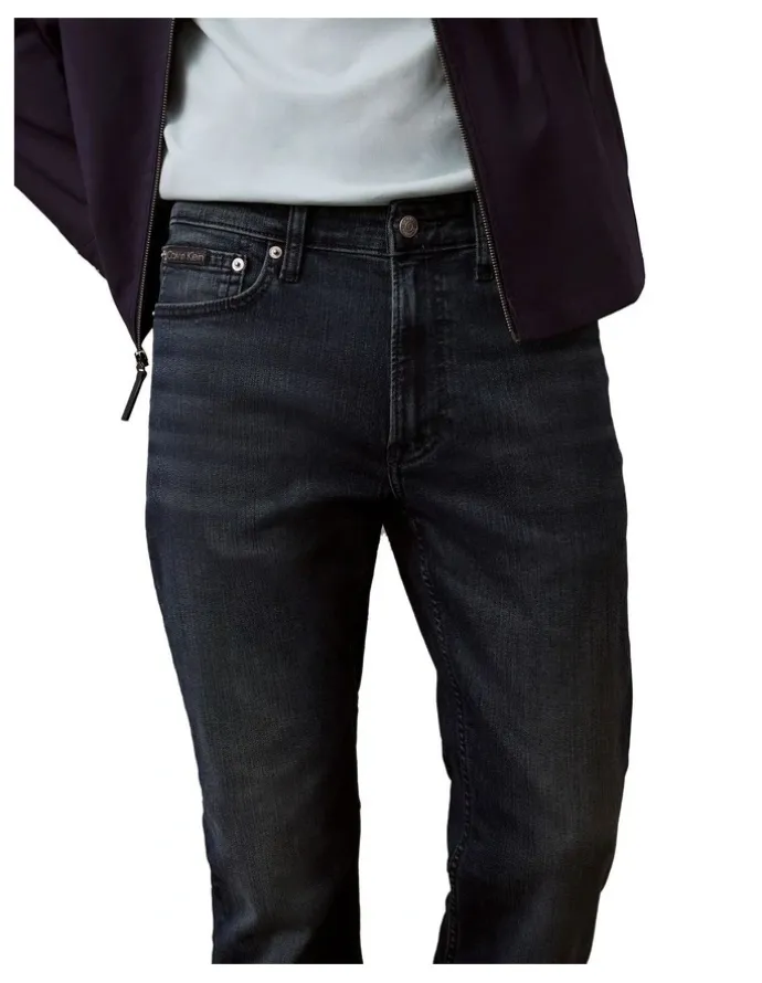 Calvin Klein Jeans Slim Jean in Blue