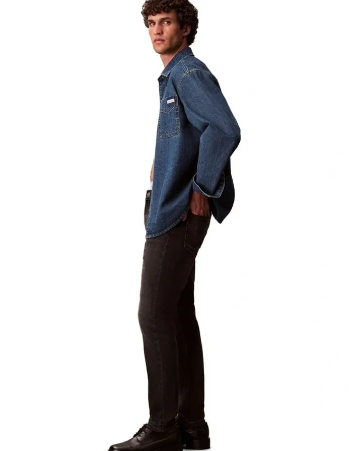 Calvin Klein Jeans Slim Taper Jean in Black