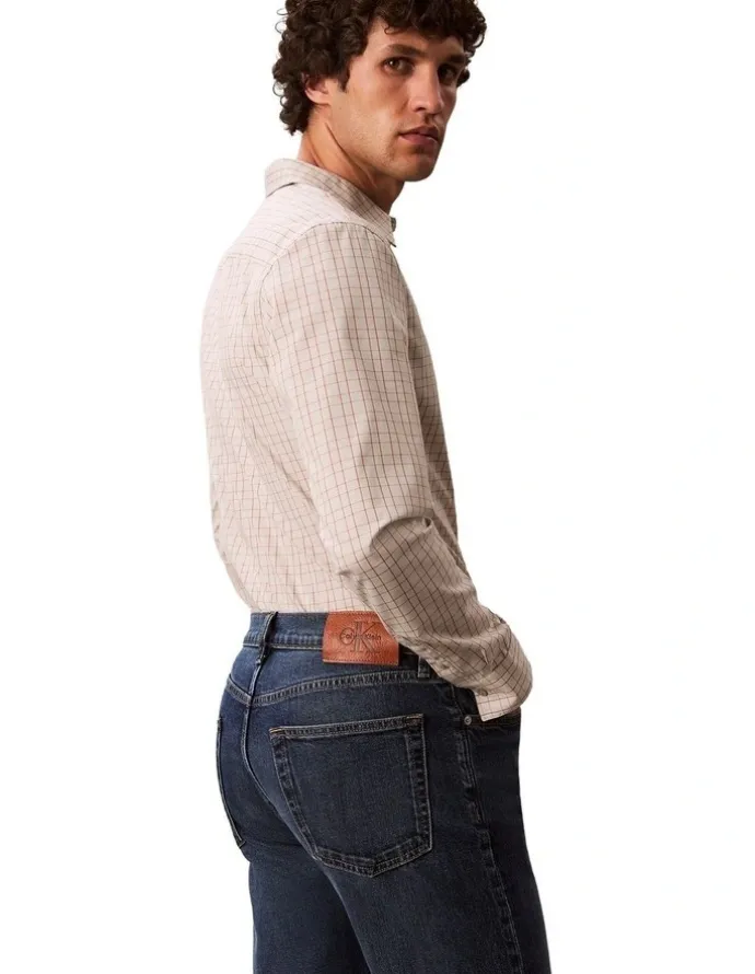Calvin Klein Jeans Standard Straight Jeans in Oil Slick