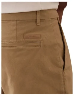 Calvin Klein Modern Twill Slim Chino Shorts in Tree House
