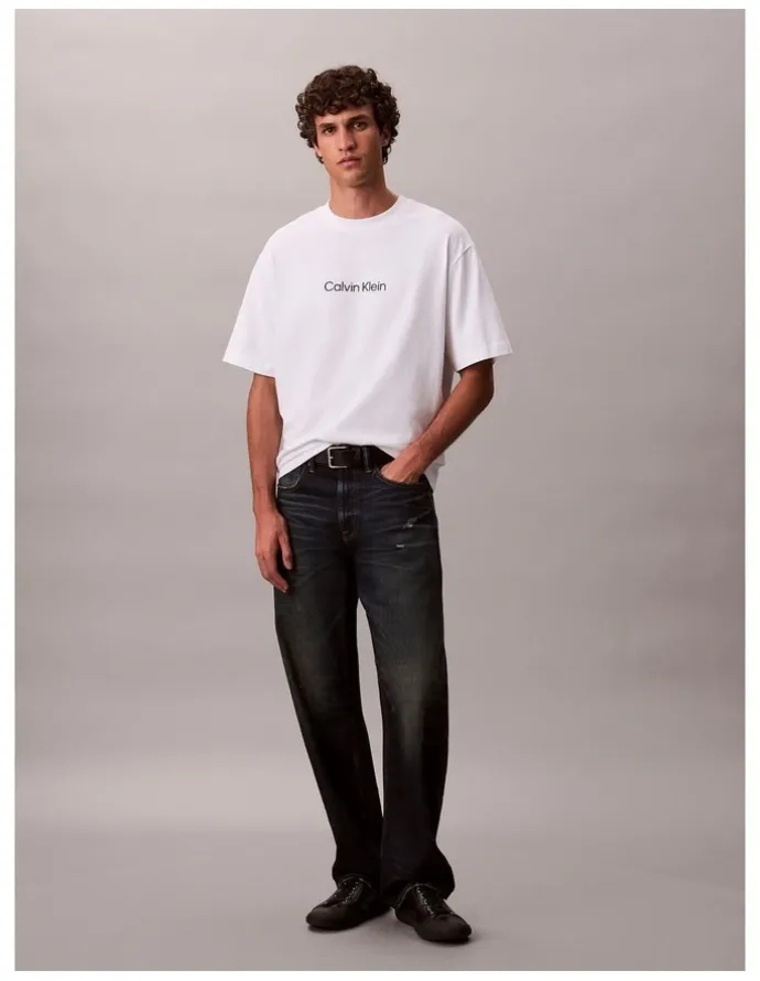 Calvin Klein Relaxed Standard Logo T-shirt in Bright White