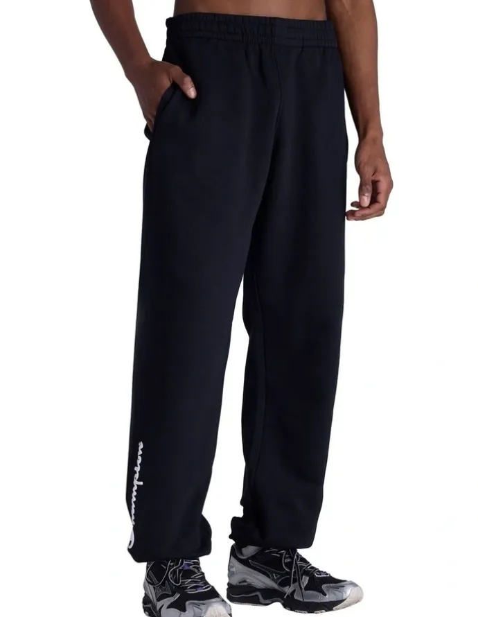Champion Puff Script Trackpant in Black