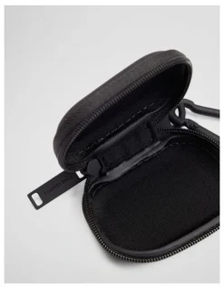 Country Road Country Road Earphone Case in Black