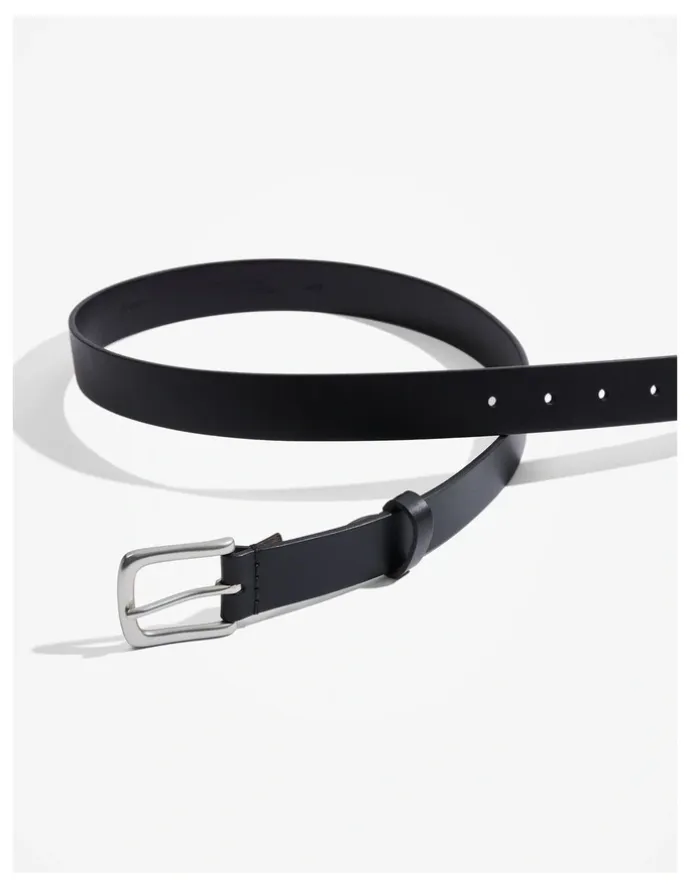 Country Road Leather Chino Belt in Black