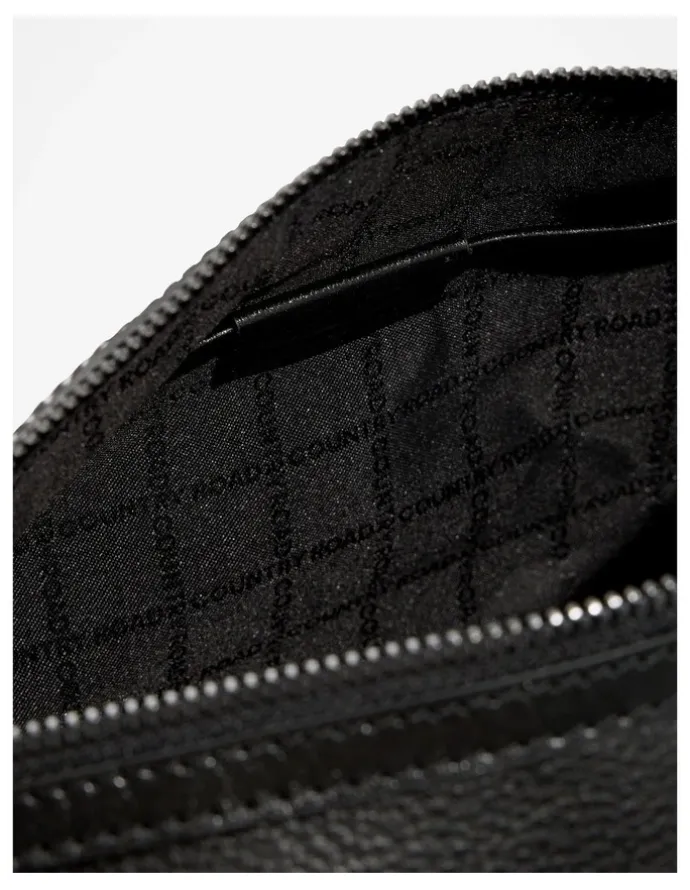 Country Road Small Leather Wash Bag in Black