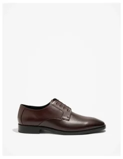 Country Road Travel Derby Shoes in Chocolate