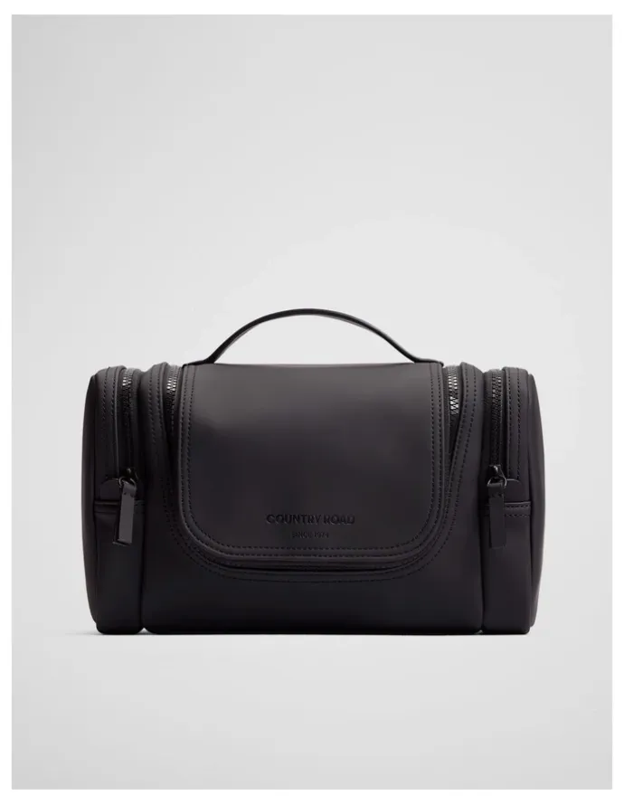Country Road Zip Coated Washbag in Black