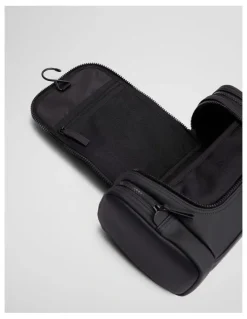 Country Road Zip Coated Washbag in Black
