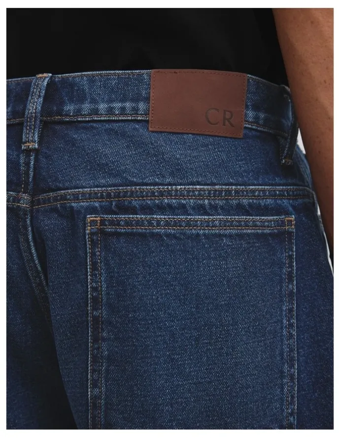Country Road Barrel Leg Jean in Mid Blue Denim