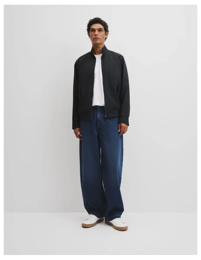 Country Road Cut Out Nyln Fnl Nck Jacket in Black