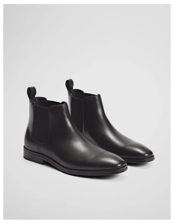 Country Road Lucas Chelsea Boot in Black