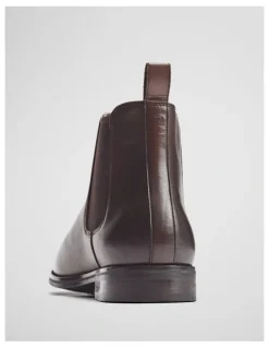 Country Road Lucas Chelsea Boot in Chocolate