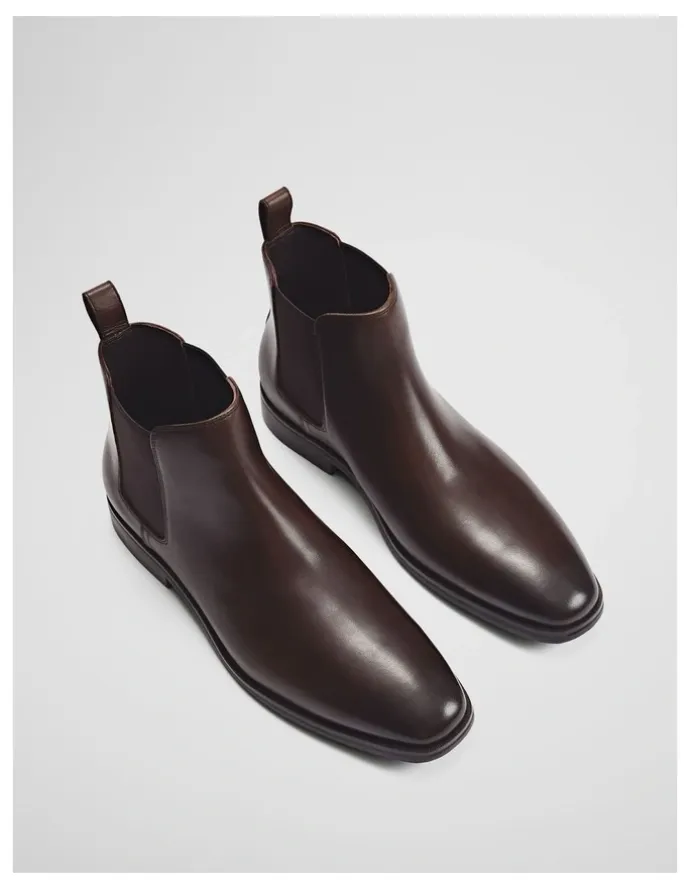 Country Road Lucas Chelsea Boot in Chocolate