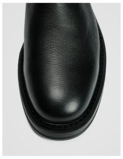 Country Road Travis Boot in Black