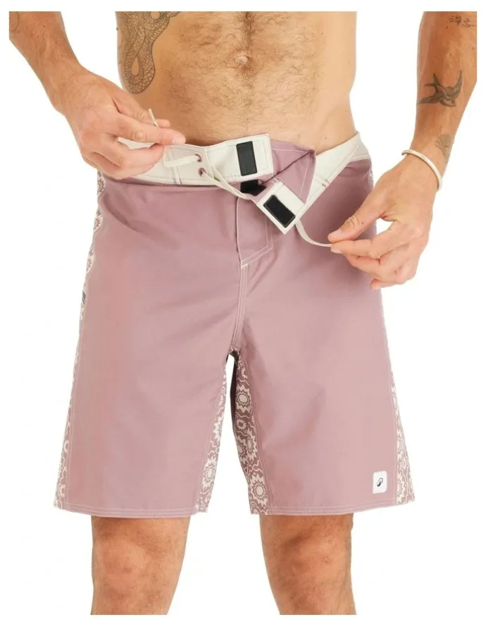 Decathlon Boardshorts Surf 500 Long 19 Inch Arch Esawira in Taupe/Pink