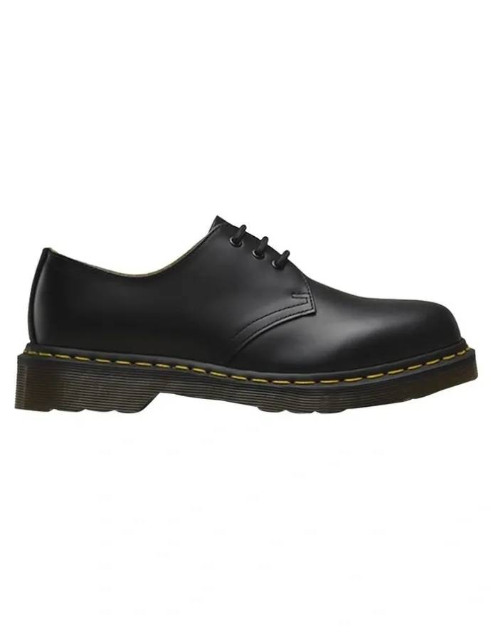Dr Martens 3 Eye Shoe in Black