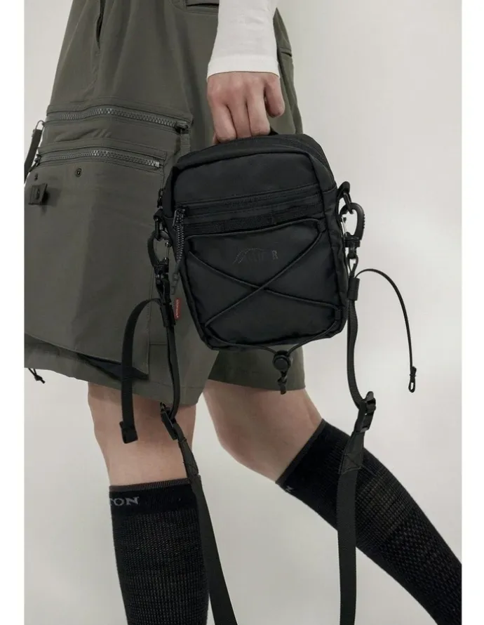 Elliker Kep Crossbody Bag 2L in Black