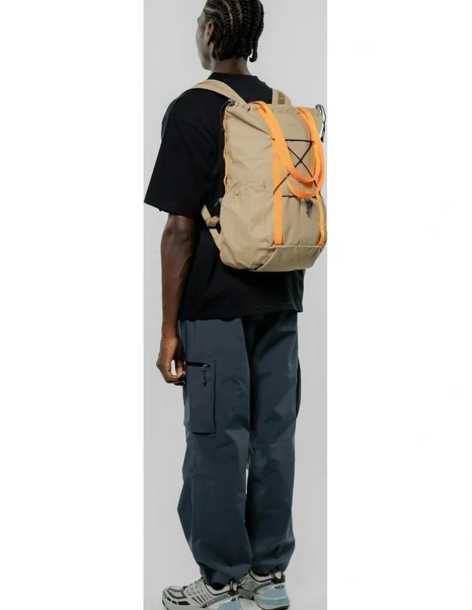Elliker Penniyn Backpack Tote Bag 20L in Beige