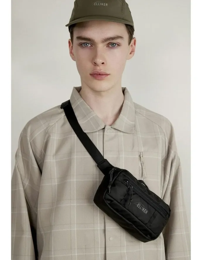 Elliker Semer Sling Bag 1L in Black