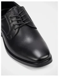 Explorer Clive Shoes In Black