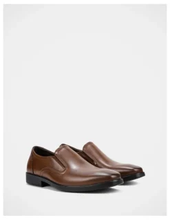 Explorer Hugh Shoes In Mocha