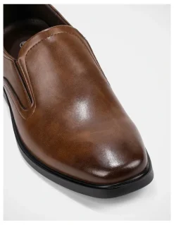 Explorer Hugh Shoes In Mocha