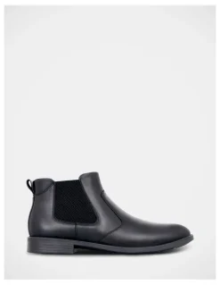 Explorer Sevan Boots in Black