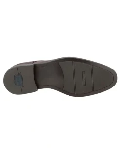 Florsheim Chadwick Cap Toe Derby Shoe in Brown