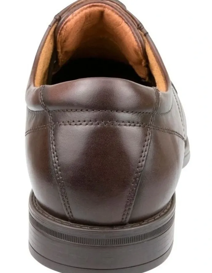 Florsheim Fairfield Derby Wide Width Shoes in Brown