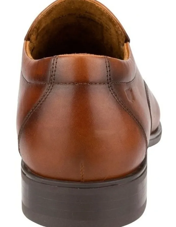 Florsheim Jackson Slip-on Leather Shoe in Tan