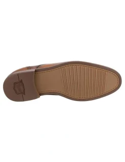 Florsheim Rucci Cap Dress Shoes in Cognac